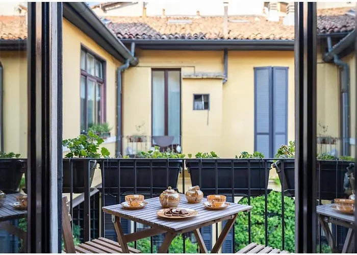 10 Minutes From The Duomo - Elegant Maison ميلان