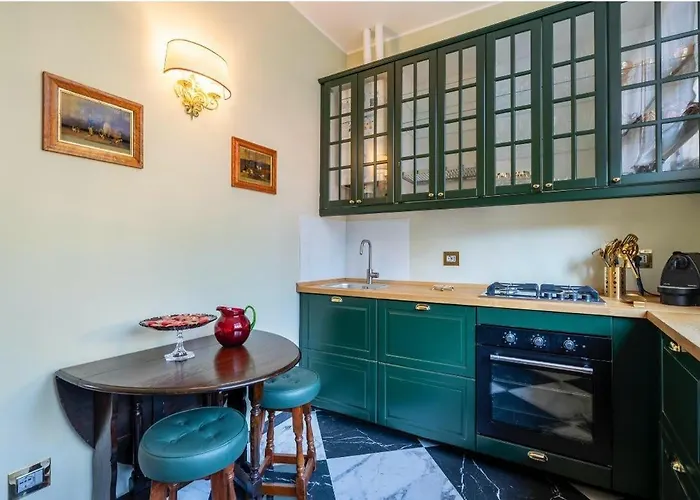10 Minutes From The Duomo - Elegant Maison شقة