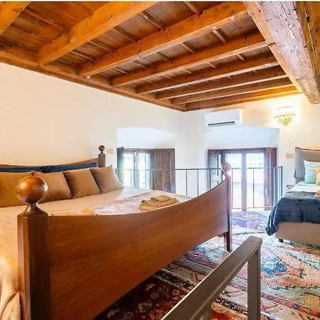 10 Minutes From The Duomo - Elegant Maison Lägenhet *